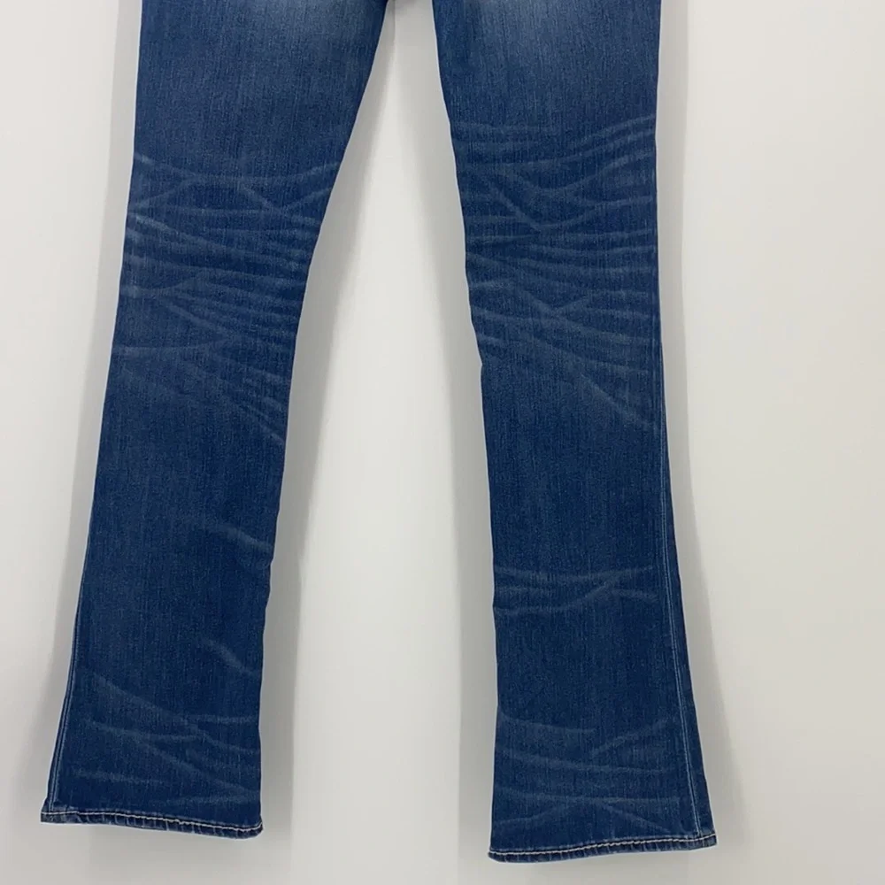 True religion distressed boot cut jeans Size 27